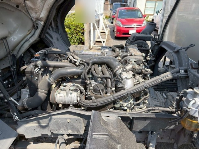 いすゞフォワード冷凍車（冷蔵車）中型（4t）[写真25]