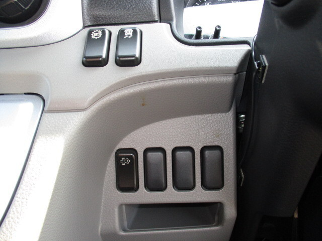 三菱ふそうキャンター冷凍車（冷蔵車）小型（2t・3t）[写真17]