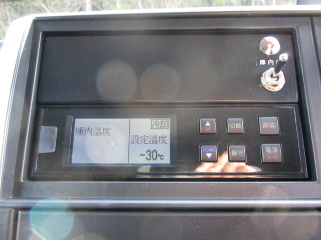 三菱ふそうキャンター冷凍車（冷蔵車）小型（2t・3t）[写真21]