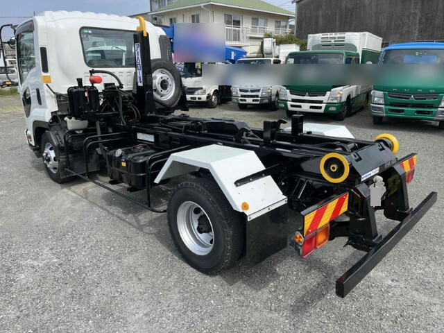 いすゞフォワードコンテナ専用車中型（4t）[写真02]