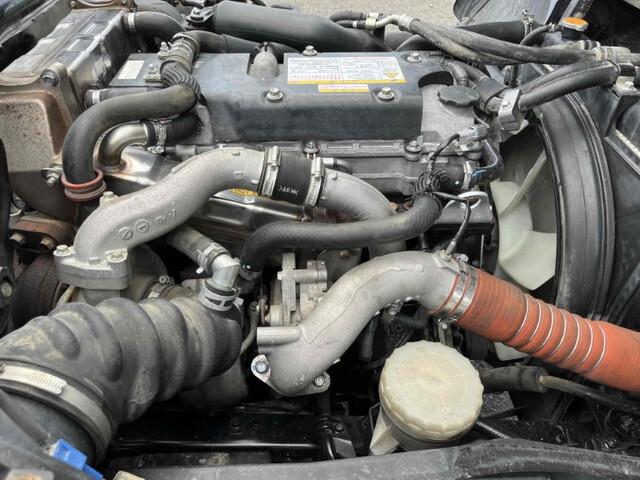 いすゞフォワードコンテナ専用車中型（4t）[写真27]