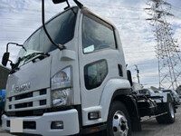 いすゞフォワードコンテナ専用車中型（4t）[写真04]