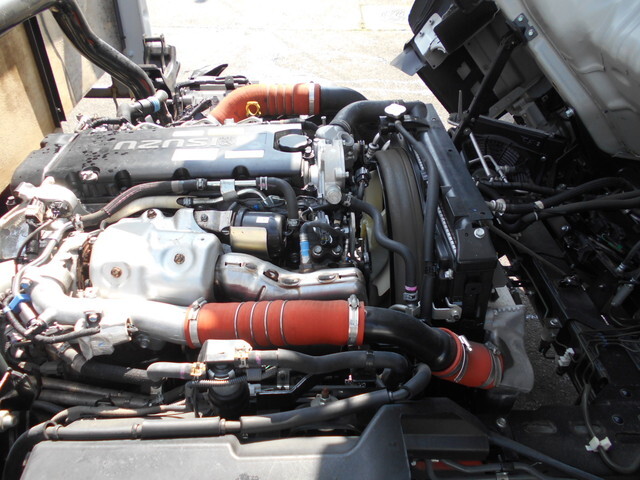 いすゞエルフ平ボディ小型（2t・3t）[写真18]