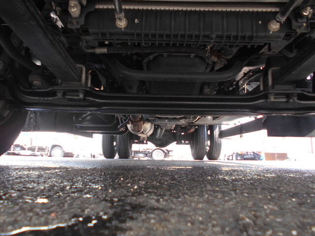 いすゞエルフ平ボディ小型（2t・3t）[写真21]