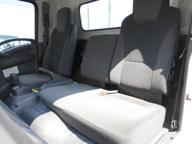 いすゞエルフ平ボディ小型（2t・3t）[写真29]