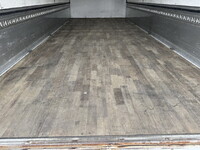 三菱ふそうファイターアルミウイング中型（4t）[写真18]