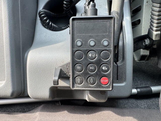 三菱ふそうファイターアルミウイング中型（4t）[写真24]