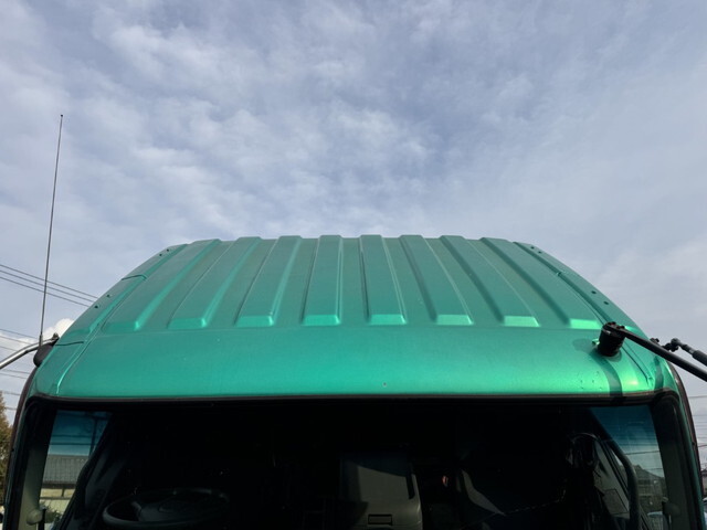 三菱ふそうファイターアルミウイング中型（4t）[写真30]