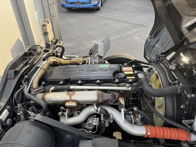 三菱ふそうファイターアルミウイング中型（4t）[写真32]