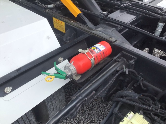 三菱ふそうキャンターパッカー車（塵芥車）小型（2t・3t）[写真26]