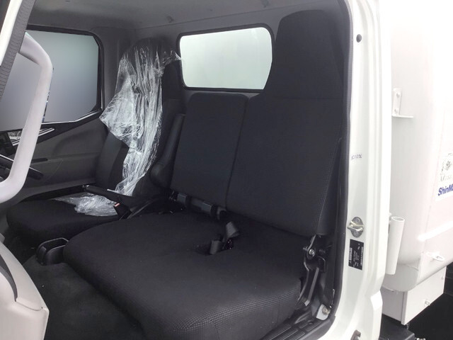 三菱ふそうキャンターパッカー車（塵芥車）小型（2t・3t）[写真32]