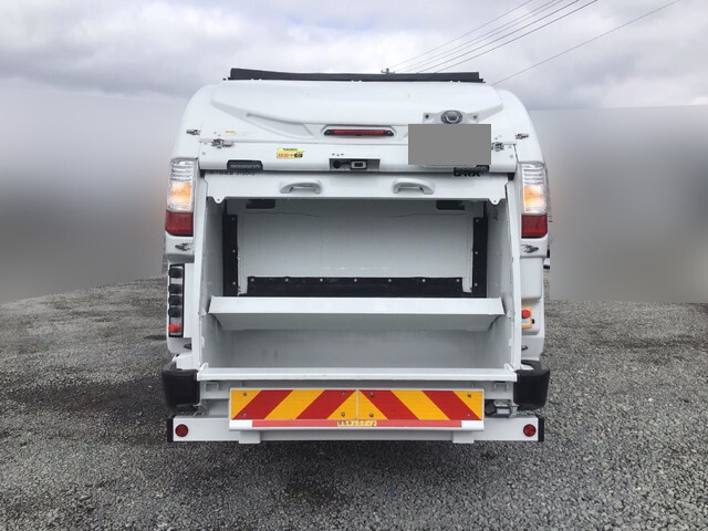 三菱ふそうキャンターパッカー車（塵芥車）小型（2t・3t）[写真09]