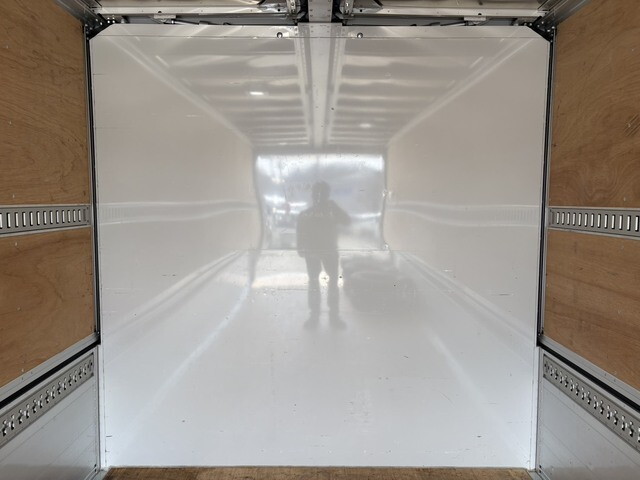 いすゞフォワードアルミウイング中型（4t）[写真17]