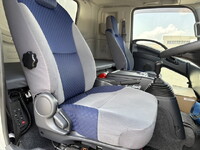 いすゞフォワードアルミウイング中型（4t）[写真31]