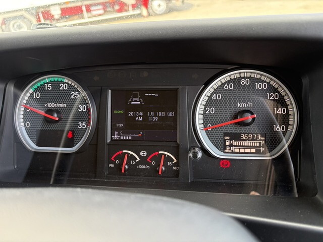 いすゞフォワードアルミウイング中型（4t）[写真36]