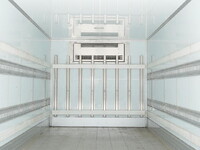 日野レンジャー冷凍車（冷蔵車）中型（4t）[写真17]