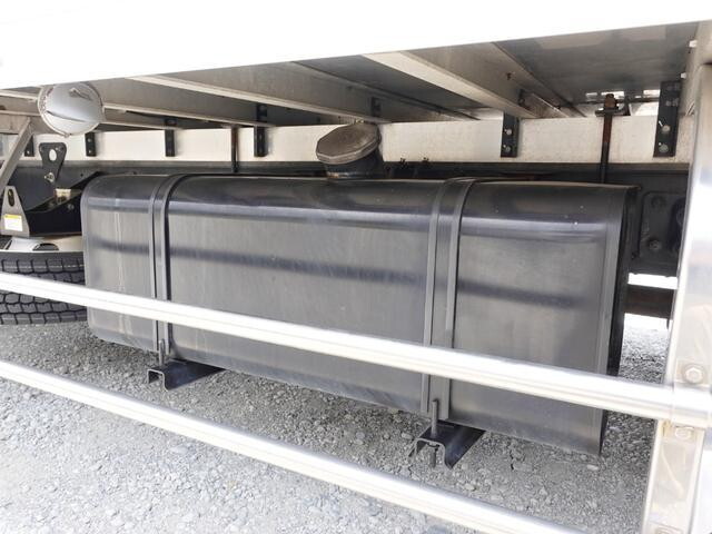 日野レンジャー冷凍車（冷蔵車）中型（4t）[写真22]