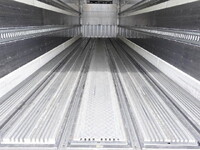 三菱ふそうスーパーグレート冷凍車（冷蔵車）大型（10t）[写真15]