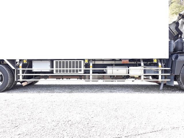 三菱ふそうスーパーグレート冷凍車（冷蔵車）大型（10t）[写真16]