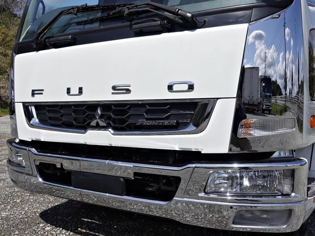 三菱ふそうファイターアルミウイング中型（4t）[写真03]