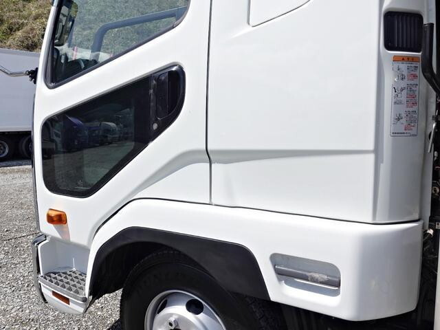 三菱ふそうファイターアルミウイング中型（4t）[写真08]