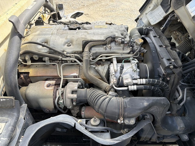 三菱ふそうキャンターダンプ小型（2t・3t）[写真11]