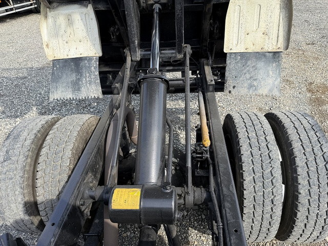 三菱ふそうキャンターダンプ小型（2t・3t）[写真22]