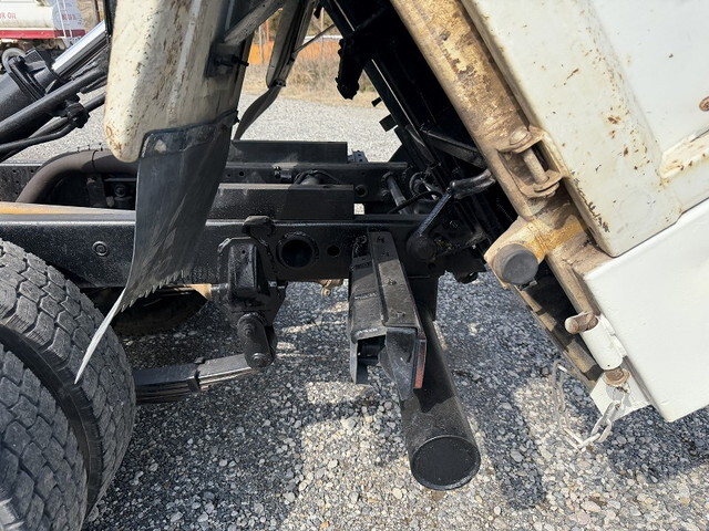 三菱ふそうキャンターダンプ小型（2t・3t）[写真24]