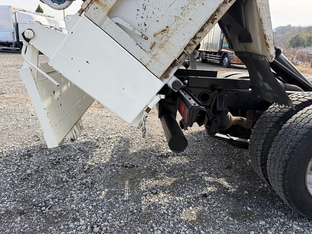 三菱ふそうキャンターダンプ小型（2t・3t）[写真28]