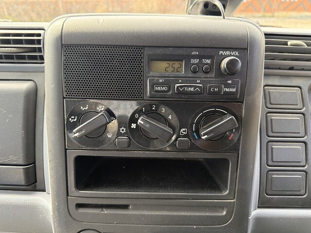 三菱ふそうキャンターダンプ小型（2t・3t）[写真36]