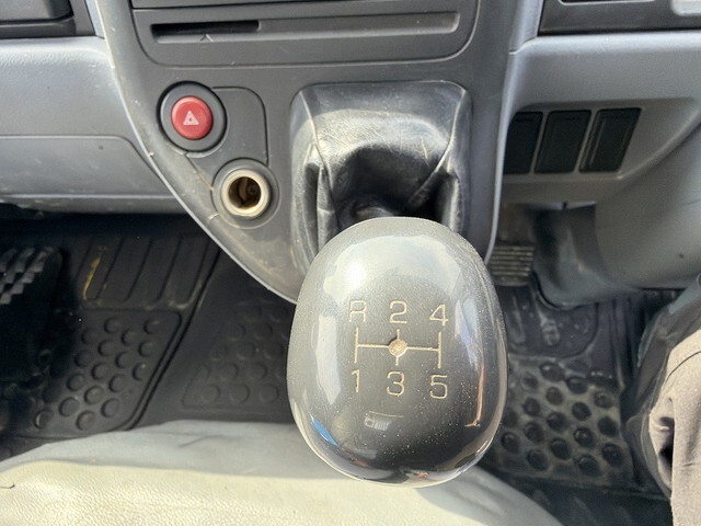 三菱ふそうキャンターダンプ小型（2t・3t）[写真37]