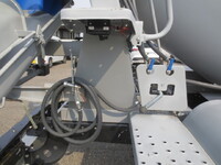 三菱ふそうファイターミキサー車（コンクリートミキサー）中型（4t）[写真19]