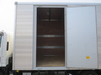 いすゞエルフアルミバン小型（2t・3t）[写真11]