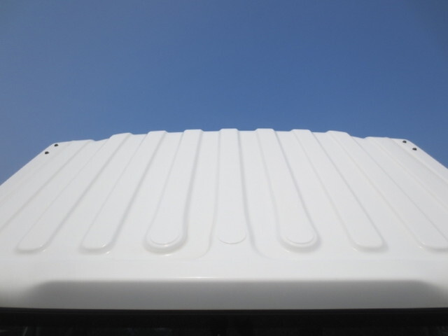 いすゞエルフアルミバン小型（2t・3t）[写真16]