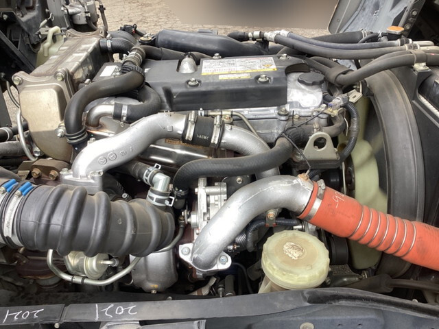 いすゞフォワードアルミブロック中型（4t）[写真26]