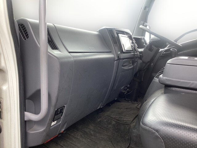 いすゞフォワードアルミブロック中型（4t）[写真31]