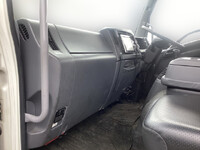 いすゞフォワードアルミブロック中型（4t）[写真32]