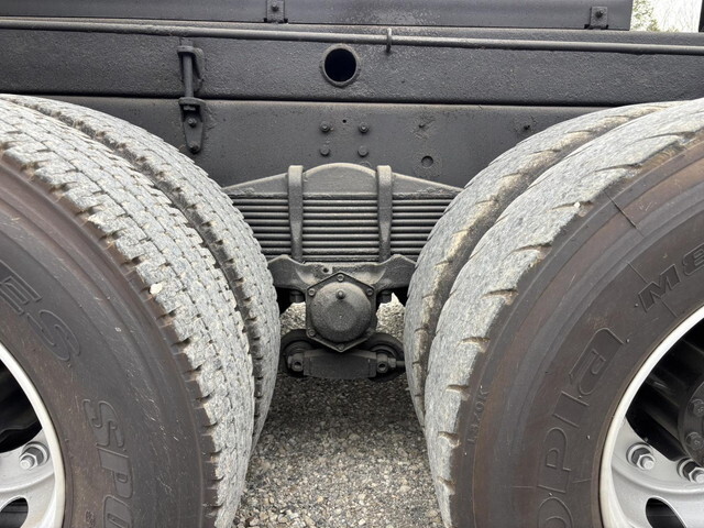 日野プロフィアダンプ大型（10t）[写真21]