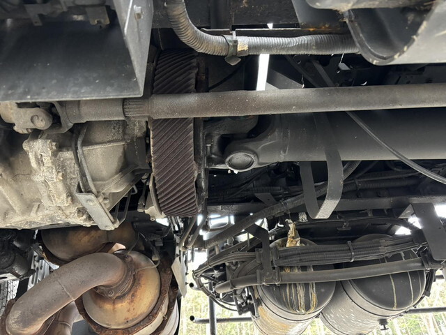 日野プロフィアダンプ大型（10t）[写真23]