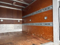 いすゞエルフアルミバン小型（2t・3t）[写真11]