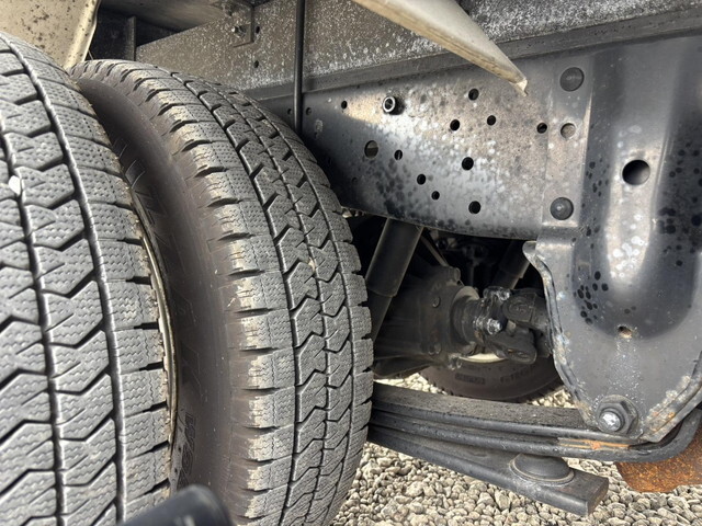 いすゞエルフアルミバン小型（2t・3t）[写真22]