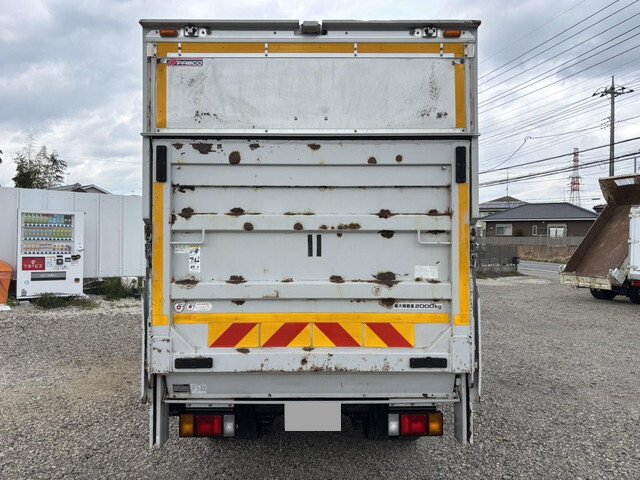 いすゞエルフアルミバン小型（2t・3t）[写真05]