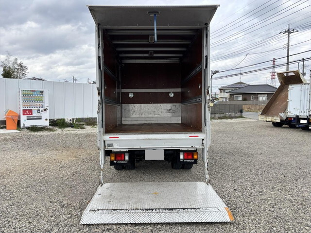 いすゞエルフアルミバン小型（2t・3t）[写真08]