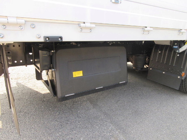 日野プロフィアアルミウイング大型（10t）[写真14]