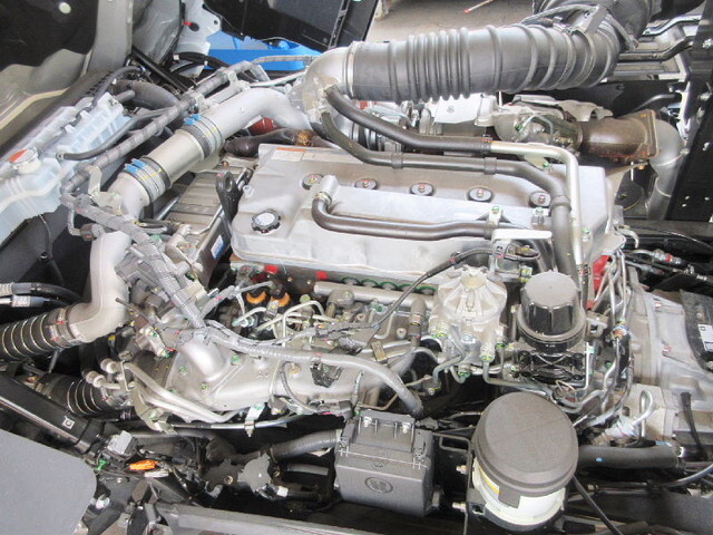 日野プロフィアアルミウイング大型（10t）[写真22]