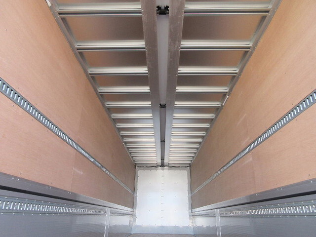 日野プロフィアアルミウイング大型（10t）[写真07]