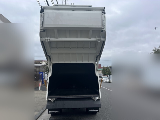 日野デュトロパッカー車（塵芥車）小型（2t・3t）[写真16]