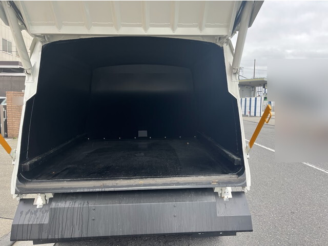 日野デュトロパッカー車（塵芥車）小型（2t・3t）[写真17]
