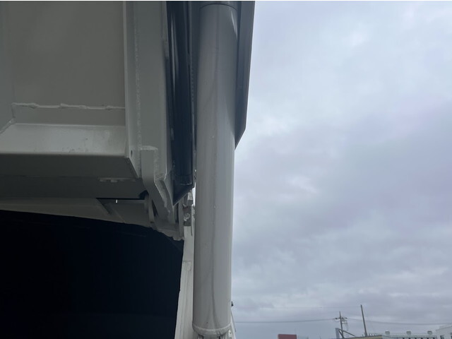 日野デュトロパッカー車（塵芥車）小型（2t・3t）[写真20]