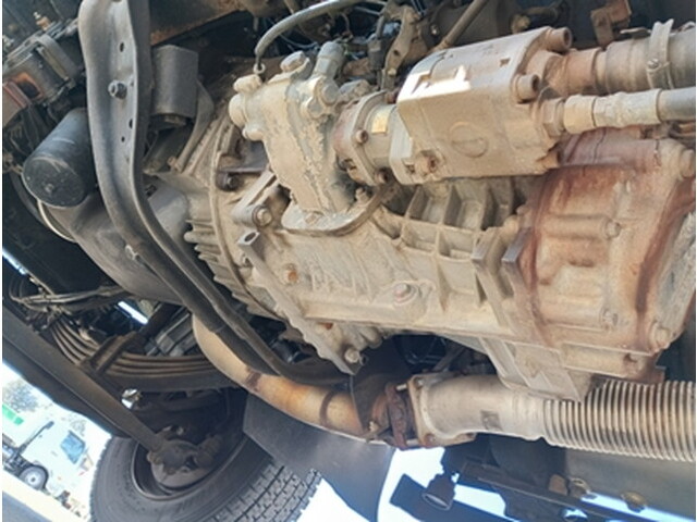 三菱ふそうファイタークレーン4段増トン（6t・8t）[写真11]